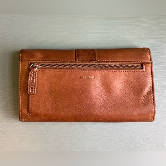 Vintage Fossil Leather Wallet - Picture 3 of 8